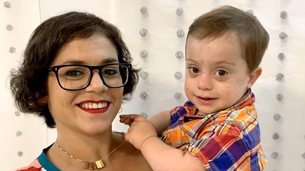 רונית ובנה ג'וני - באדיבות המצולמת