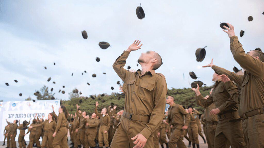 סיום טירונות "תתקדמו" מחזור רביעי, בה אביב לקח חלק. אוקטובר 2022. צילום - דובר צהל