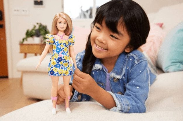 ברבי עם תסמונת דאון. צילום מסך מתוך האתר של Mattel