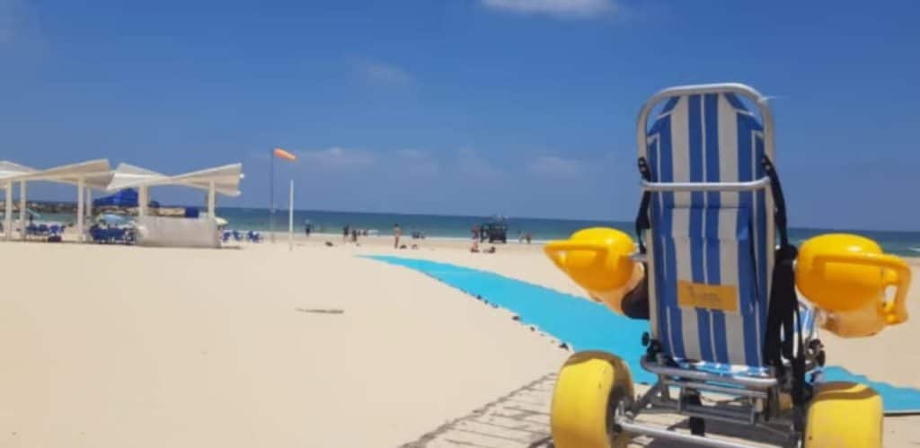 החוף השווה בהרצליה (צילום: דוברות עיריית הרצליה)
