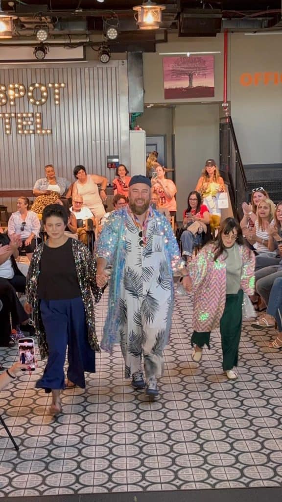 תצוגת "שווים באופנה" (באדיבות משרד הרווחה ואקים ישראל)
