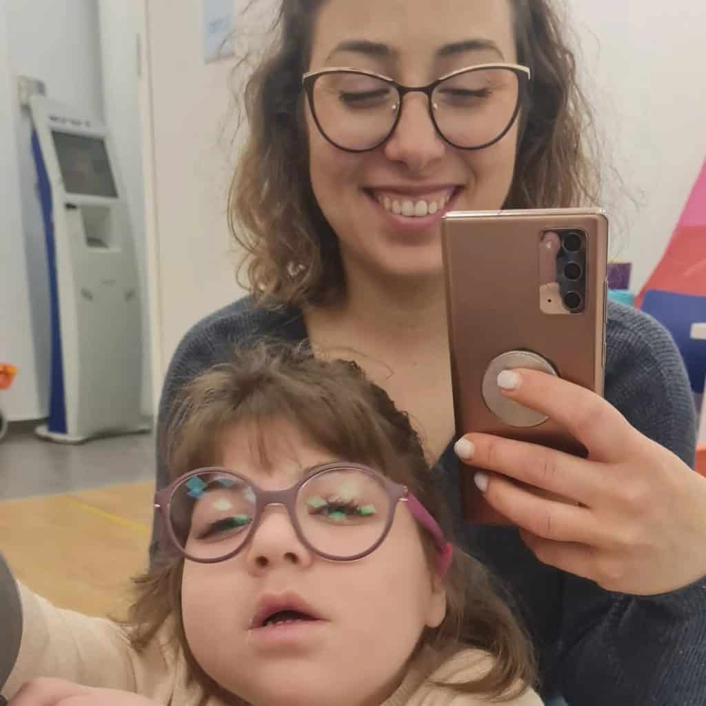 אורלין מלכה ובתה אדל ז"ל (באדיבות המשפחה)