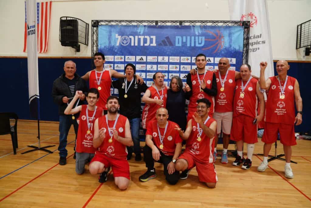 ליגת "שווים" בכדורסל (צילום: נעם אופק)